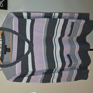 Tahari Gray, Pink & White Women's Sweater Size Medium (Joni # 3)